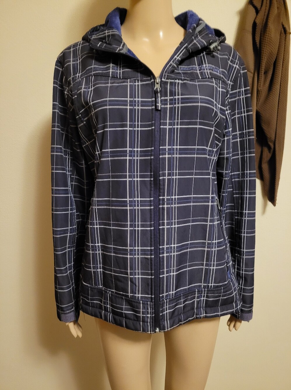 Free Country Brand Blue Plaid Jacket. Size XL